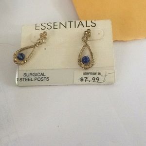 New pierced earrings